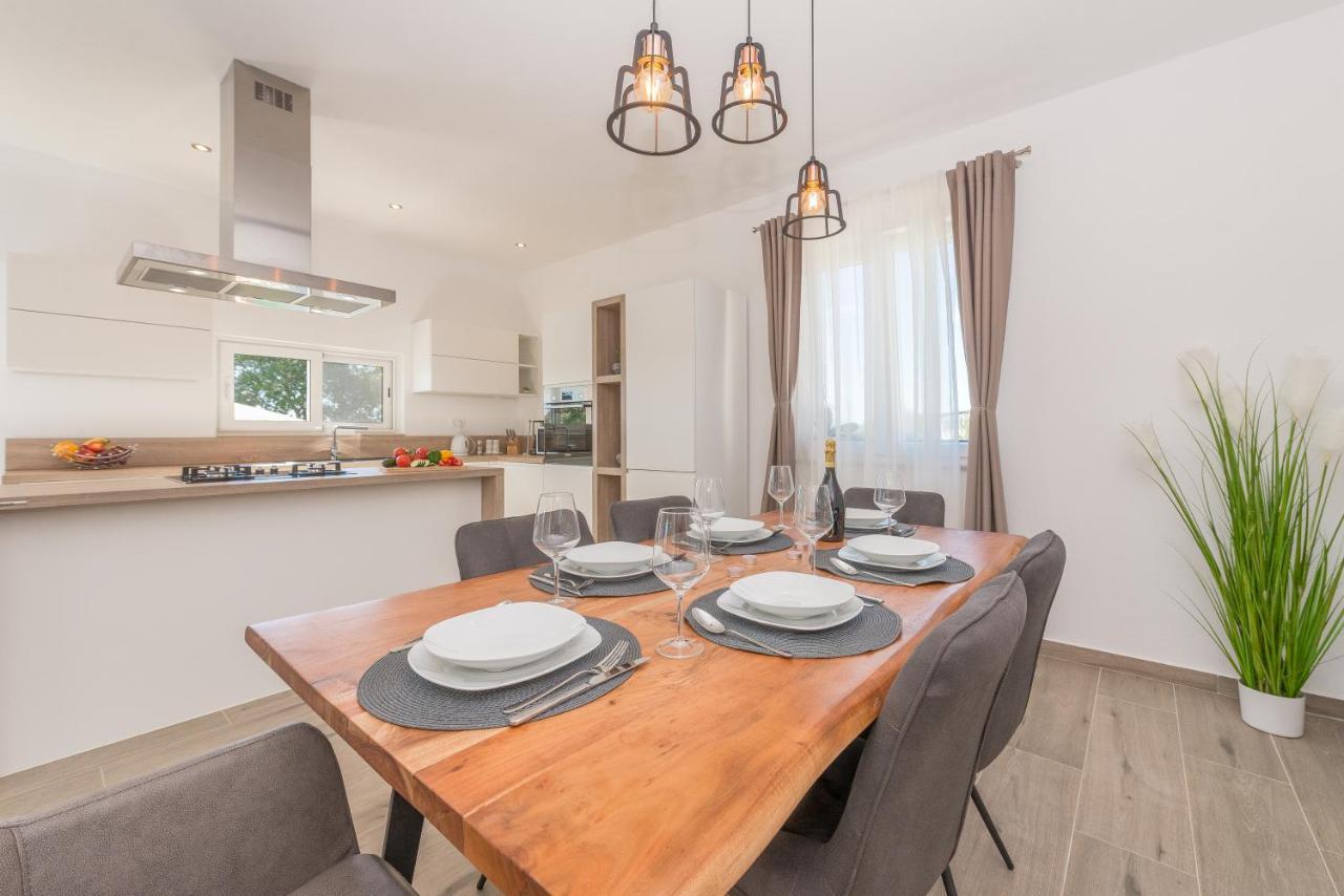 ביוגראד נה מורו Experience Only The Best - House Kamber מראה חיצוני תמונה